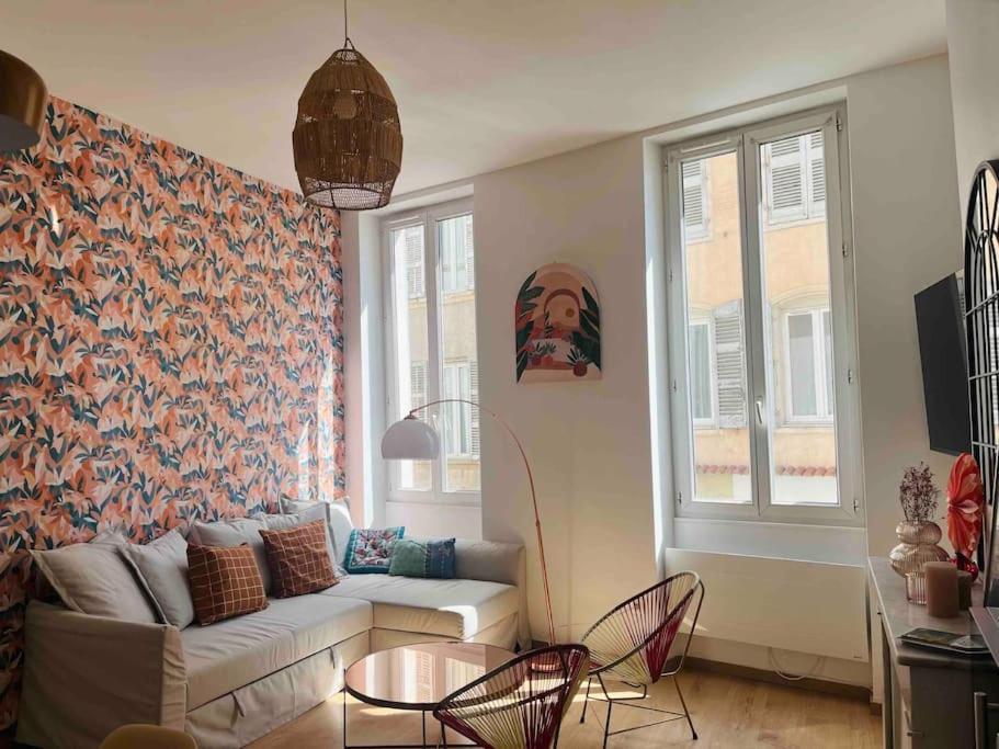 Pleasant 3-bedroom Flat In The Center Of * Marseilles