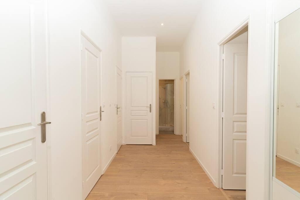 Le Rome -hyper Centre 3 Chambres Climatises Apartment *