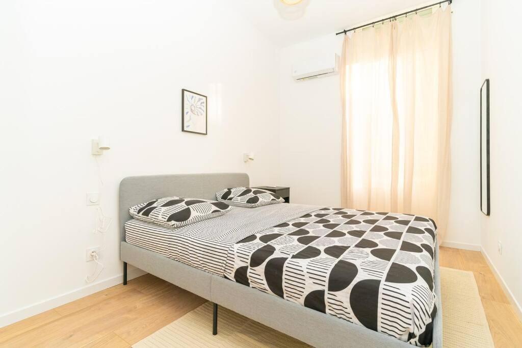 Le Rome -hyper Centre 3 Chambres Climatises Apartment