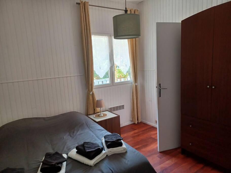 Paisible Appart Sur Cour, Parking, Perier Marseille