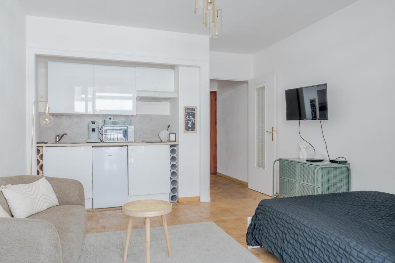 Cosy Avec Balcon Apartment Marseille
