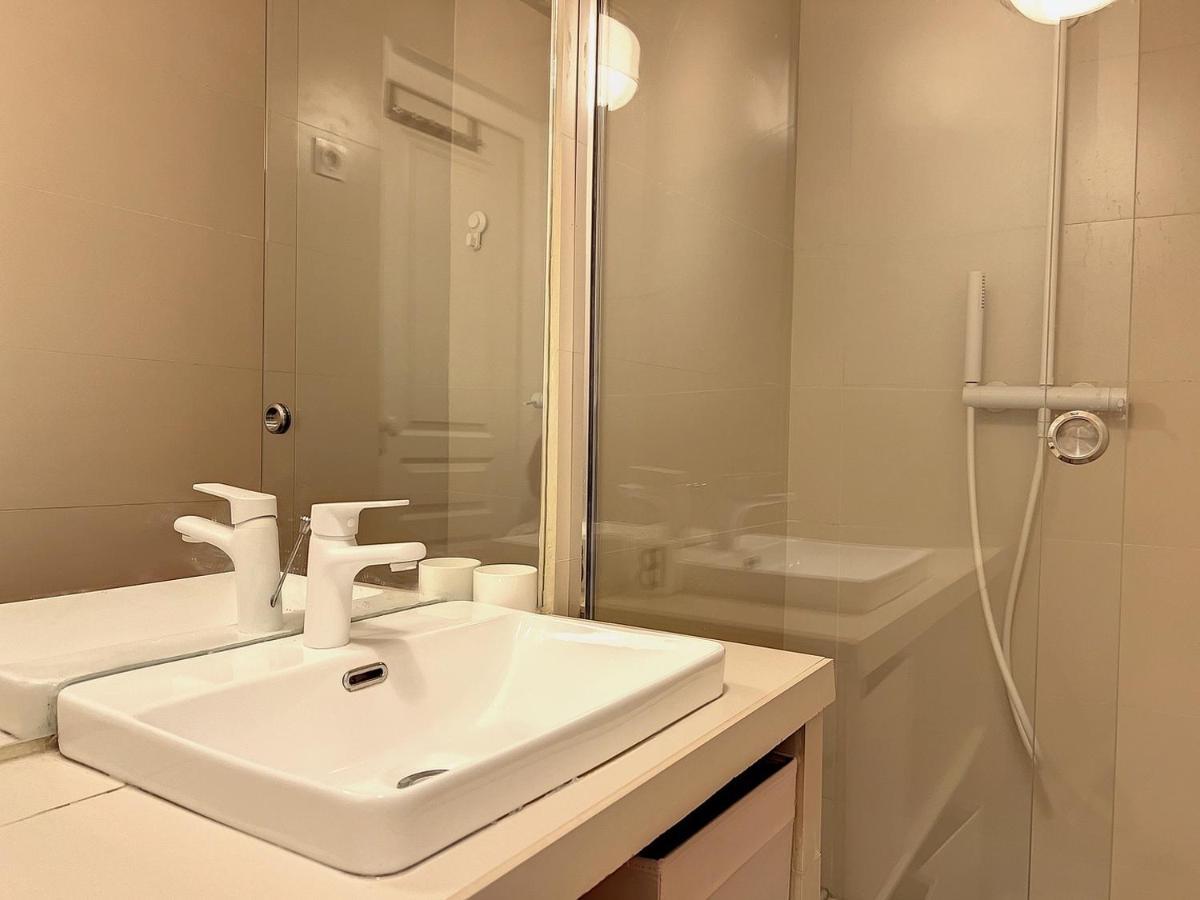 Apartment Marseillais - Climatisation & Spacieux - Les Freres De La Loc' *