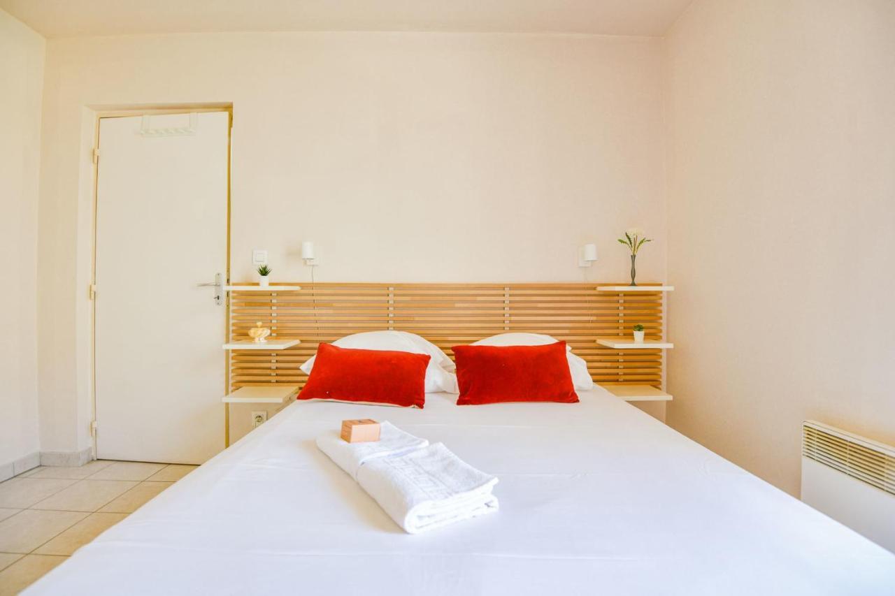 Appart 1 Ch Balcon Proche Saint-charles Et Metro * Marseilles