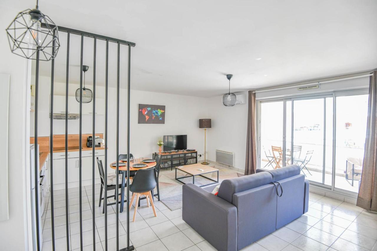 Appart 1 Ch Balcon Proche Saint-charles Et Metro Appartement Marseilles