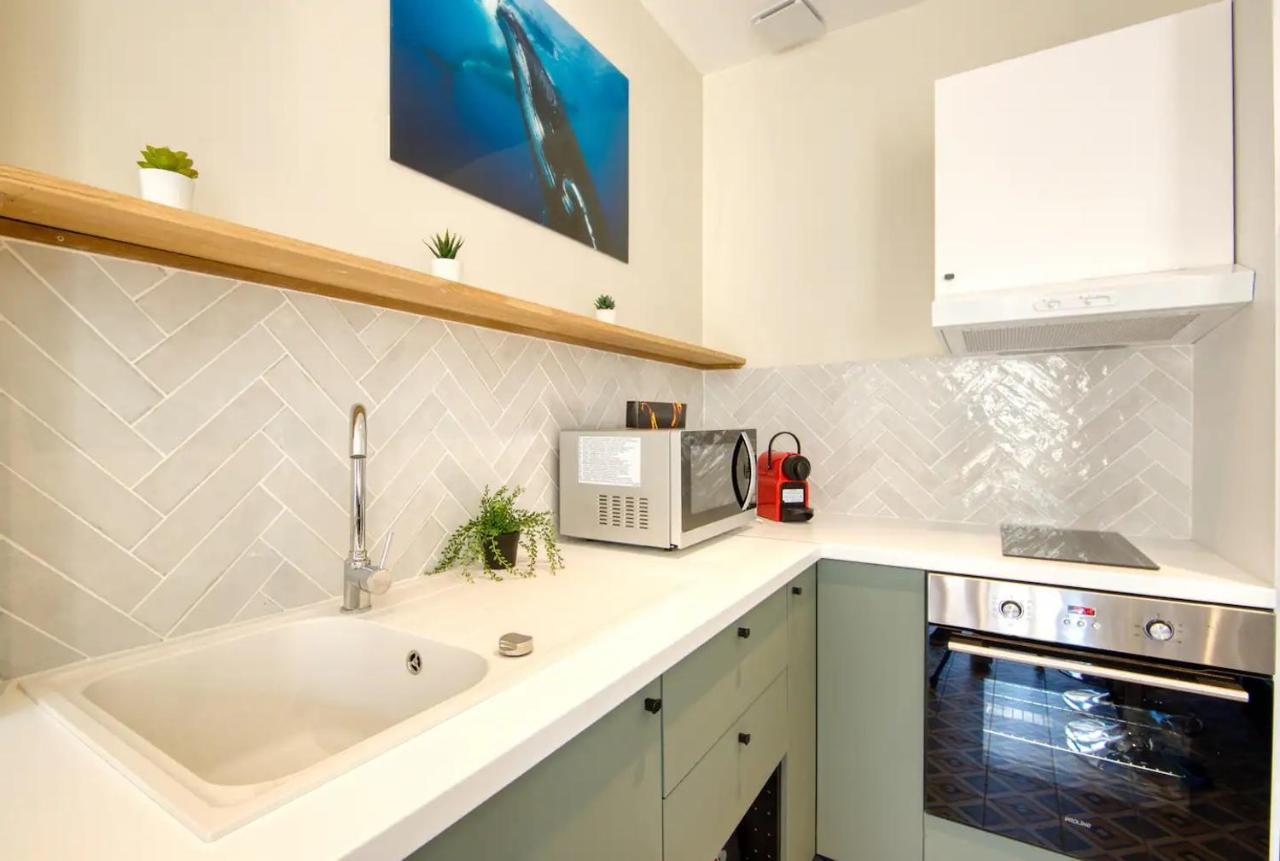Apartment Sur Rbnb - Gourjon 2 *