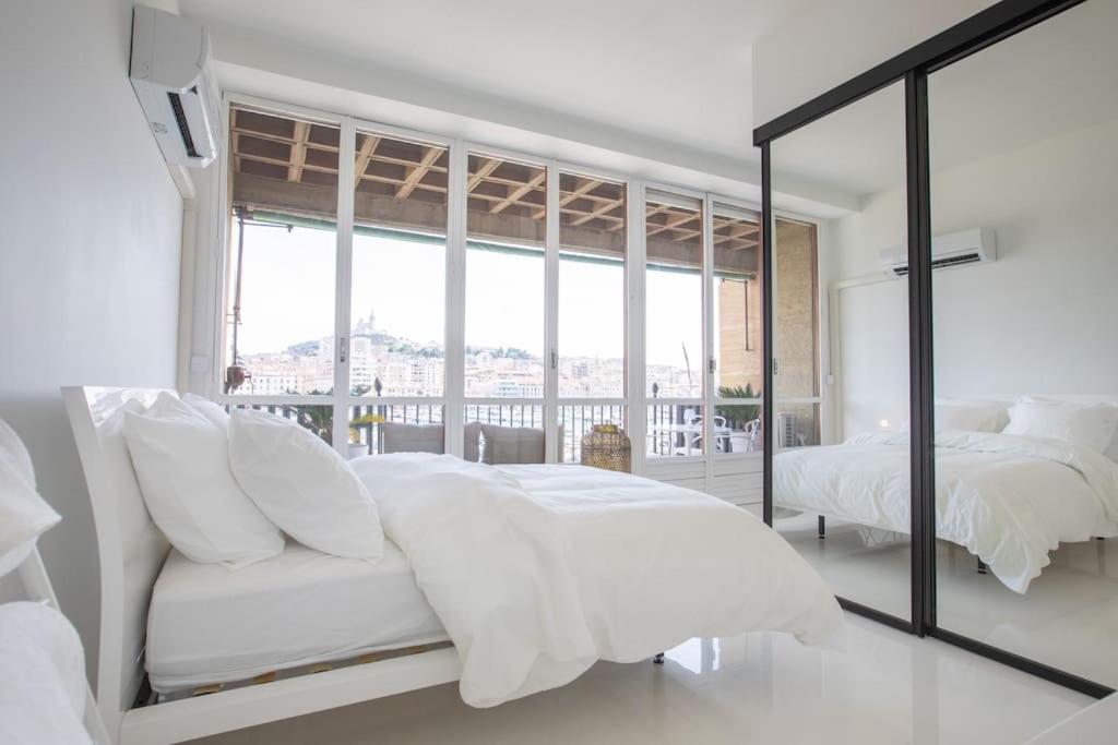 Luxe Sur Le Port Appartement Marseilles