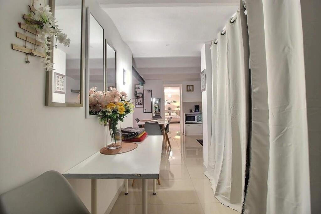 Villa Avec Piscine Et 3 Logements Ideale Groupe *