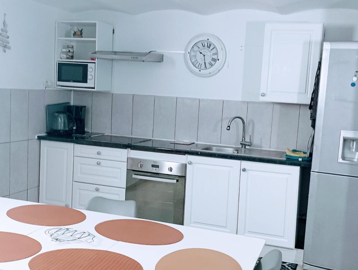 Villa Avec Piscine Et 3 Logements Ideale Groupe