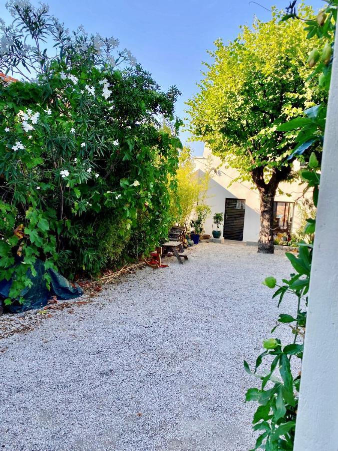 Le Cabanon De Manon - Maison d'hôtes