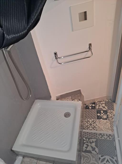 Vauban- A 10 Min De Notre-dame De La Garde Apartment