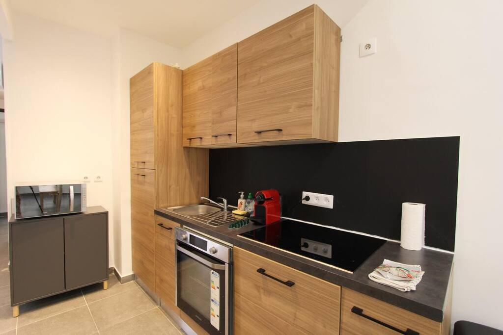 Flc-panier- Old Port 500m - T3- 2 Bedrooms -maxi 6 Guests Marseilles