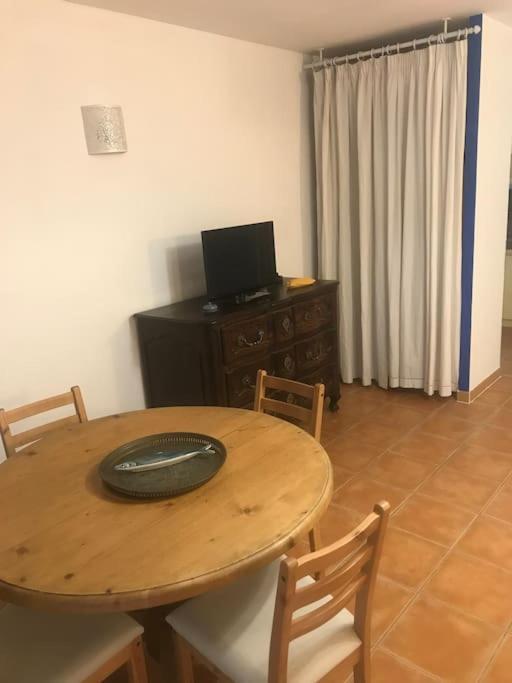 Independant Avec Piscine Et Terrasse Holiday home
