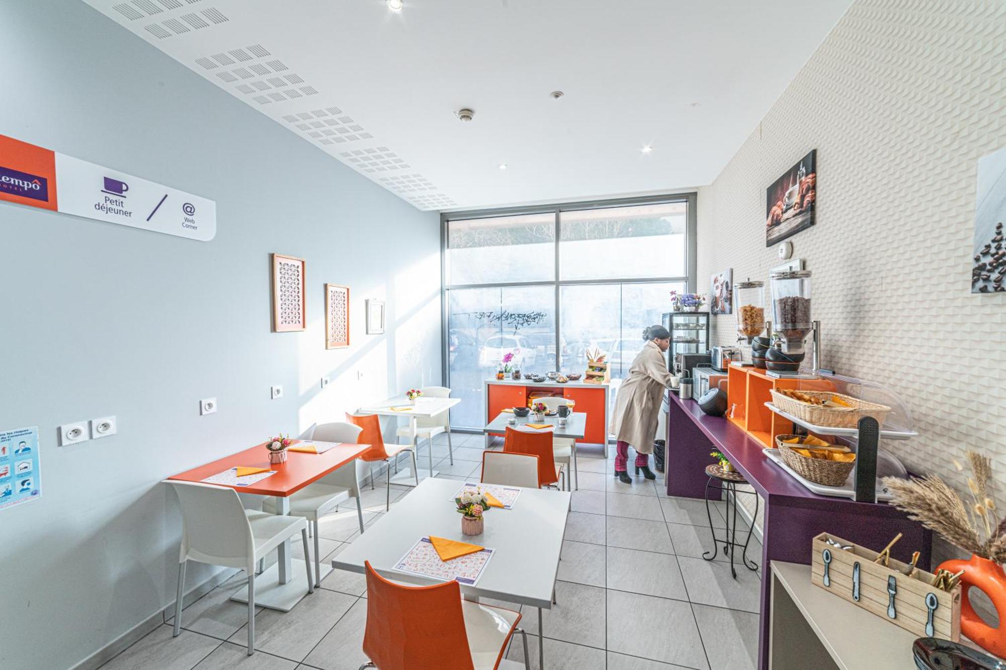 Apartahotel Montempo Centre Euromed 4*