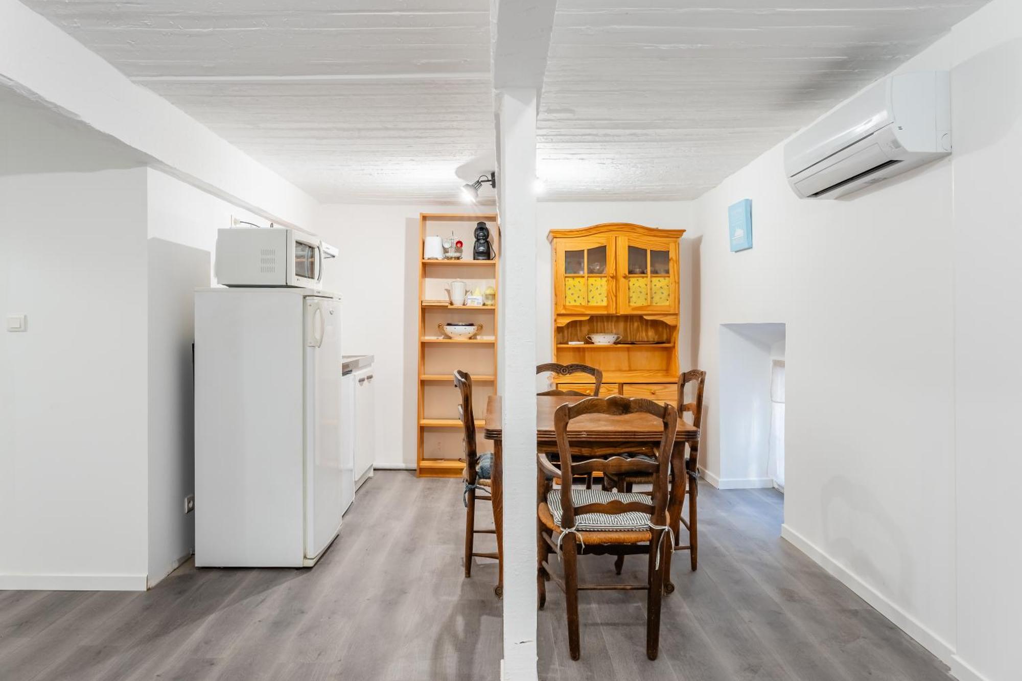 Central, 2 Chambres, Charmant. Appartement Marseilles