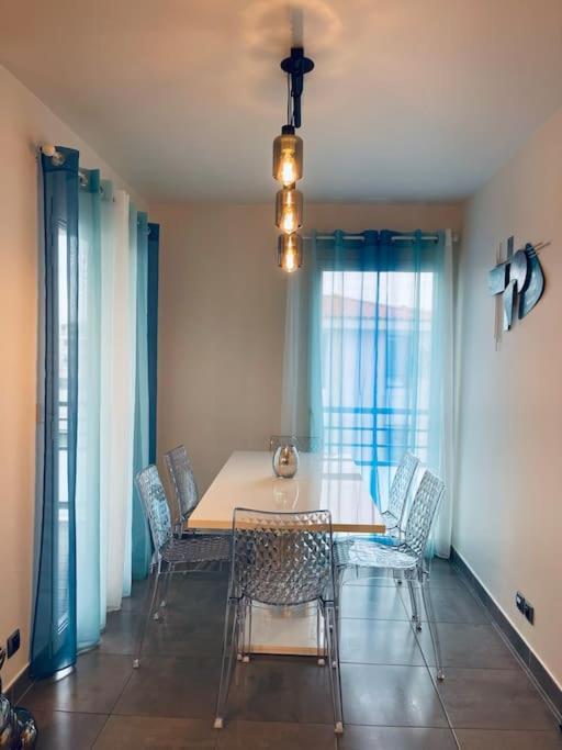 Appartement Prado David - Stade Velodrome - Parc Chanot - Luxury By The Sea Marseilles