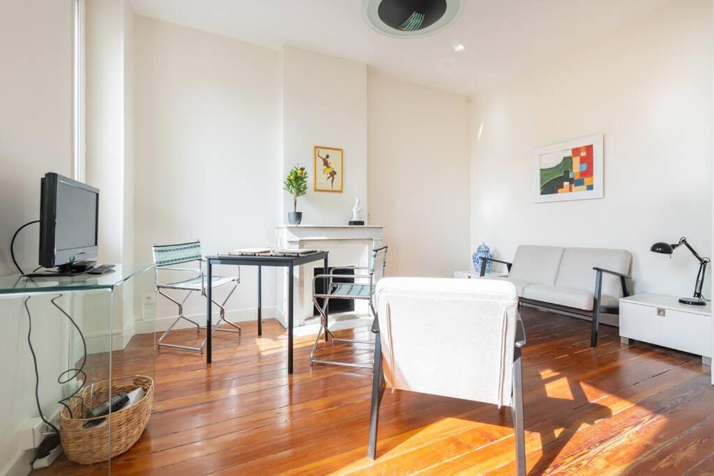 Apartment Cocoon Flat / Roucas Blanc *