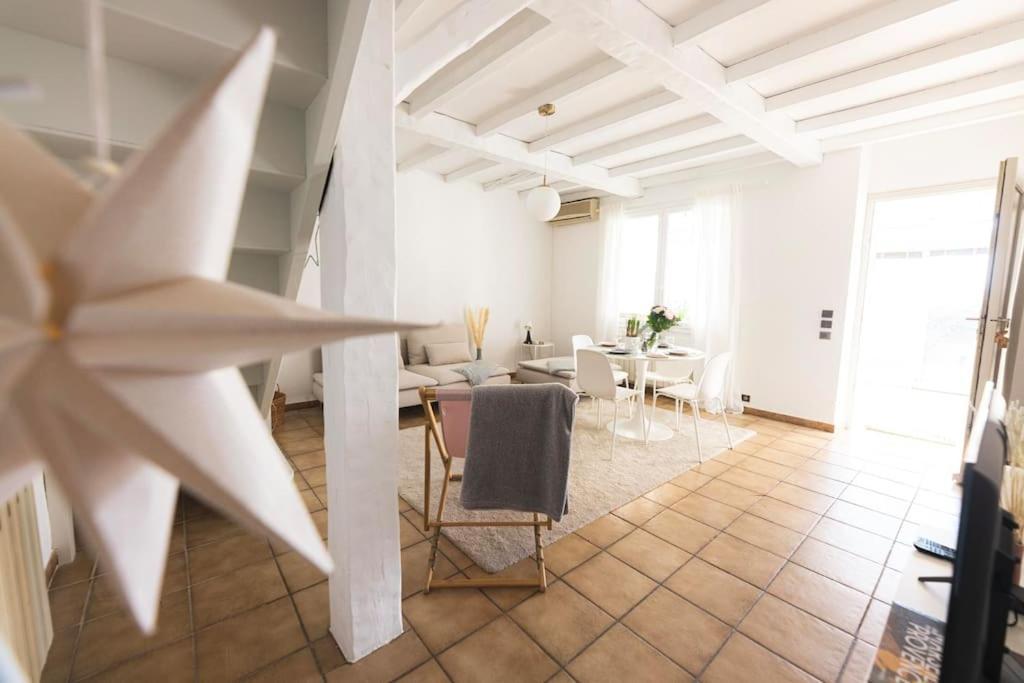 Maison De Roucas Blanc * Marselha
