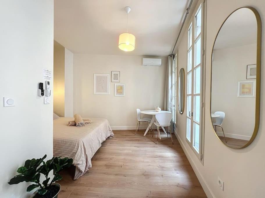 Elegant - Hyper Centre & Climatisation - Les Freres De La Loc' Apartment *