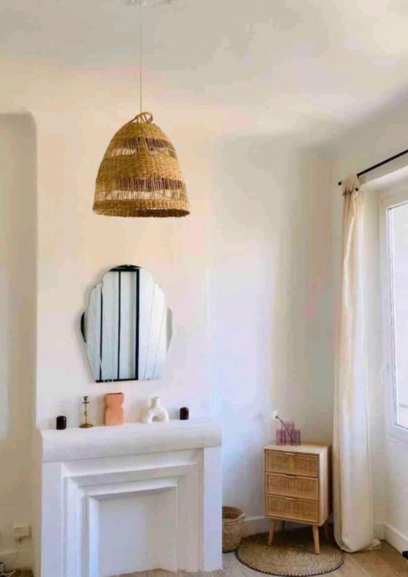 Minimalistic Style Of Baille By Weekome