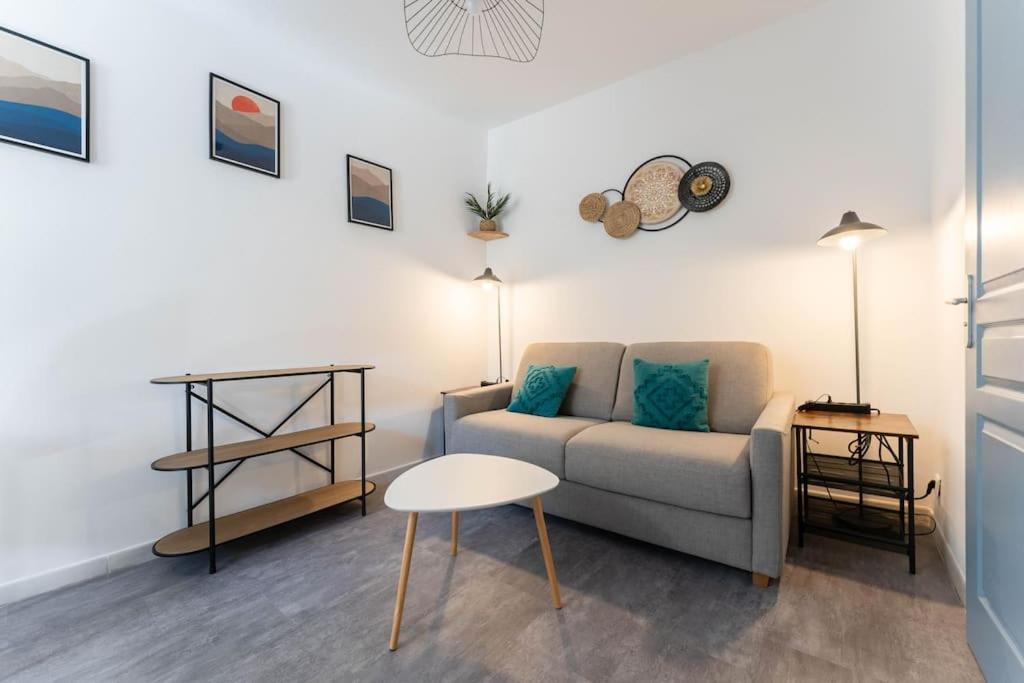 Apartamento With Sunny Patio In Panier Near Old Port *