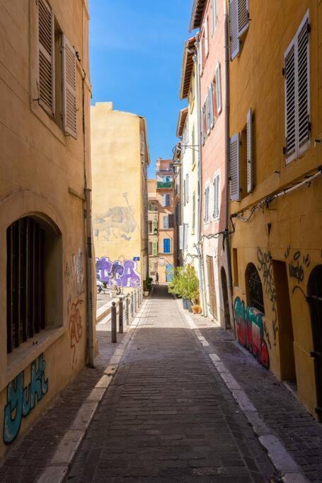 Apartamento With Sunny Patio In Panier Near Old Port