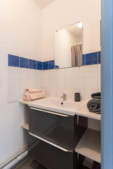 Apartamento With Sunny Patio In Panier Near Old Port *