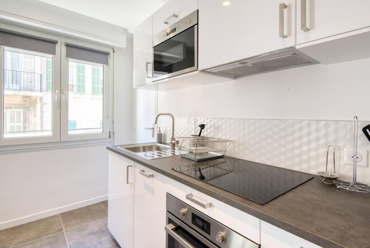 Apartment Sainte-catherine - Superbe Avec Balcon Vieux-port Marseilles