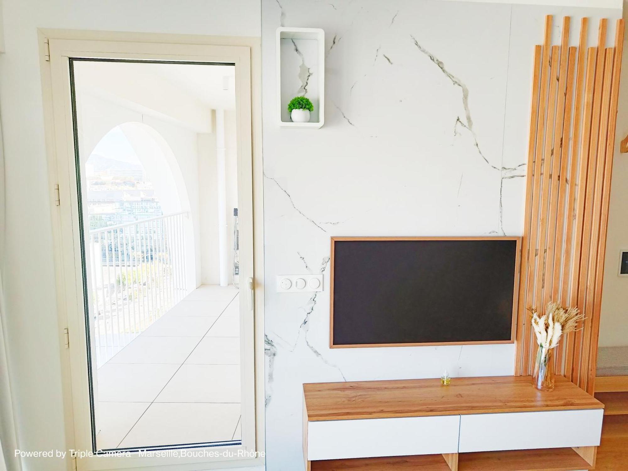 Standing Free Parking Balcony Terrasse & Clim Apartment