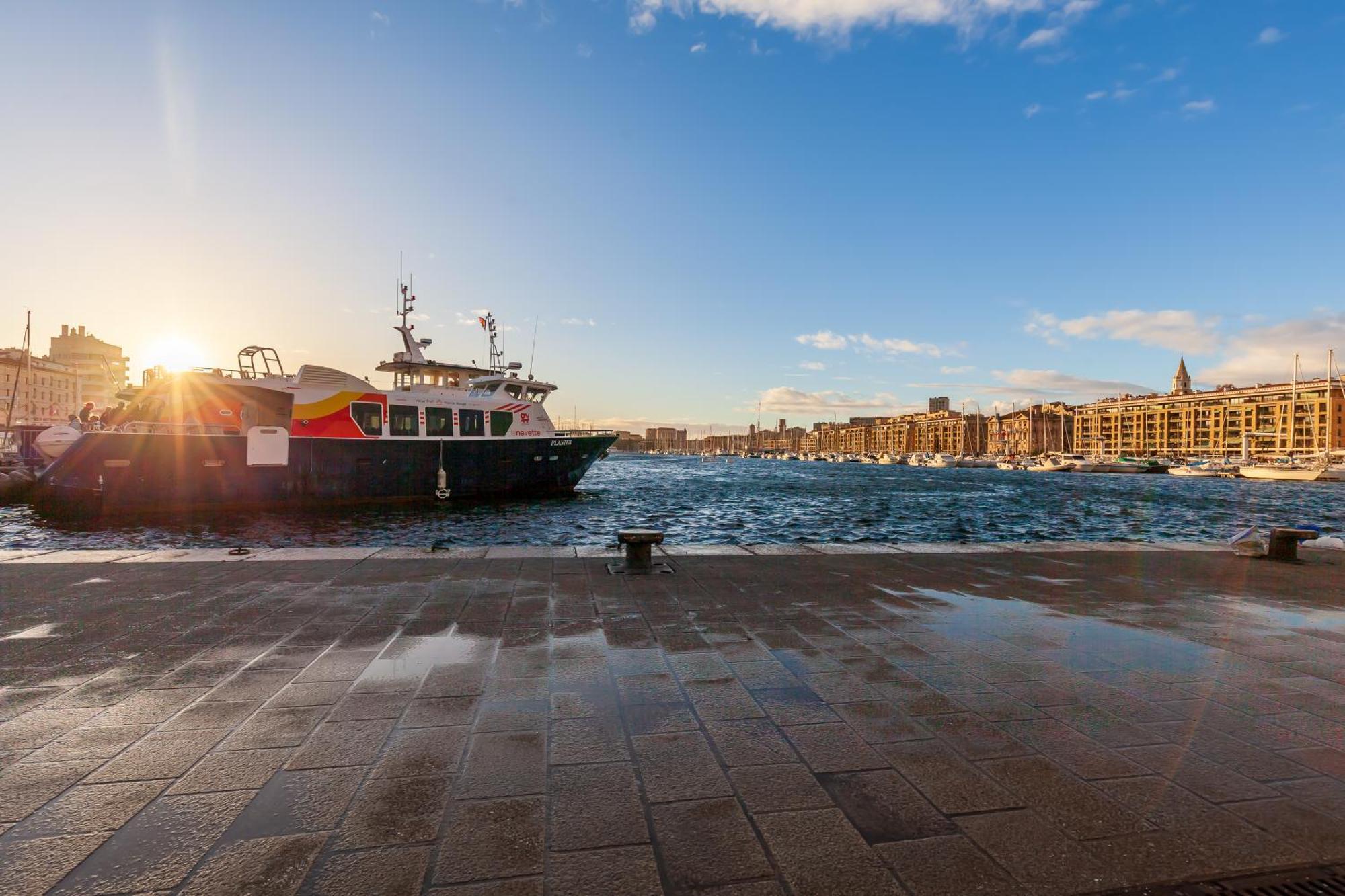 Les Mats Du Port - Appt Climatise Marseille