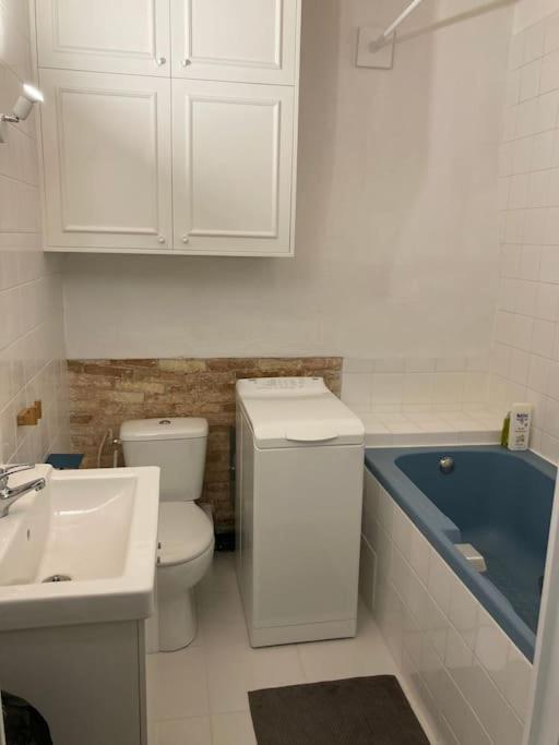 Vakantiehuis Loft Notre-dame-du-mont Avec Terrasse Marseilles