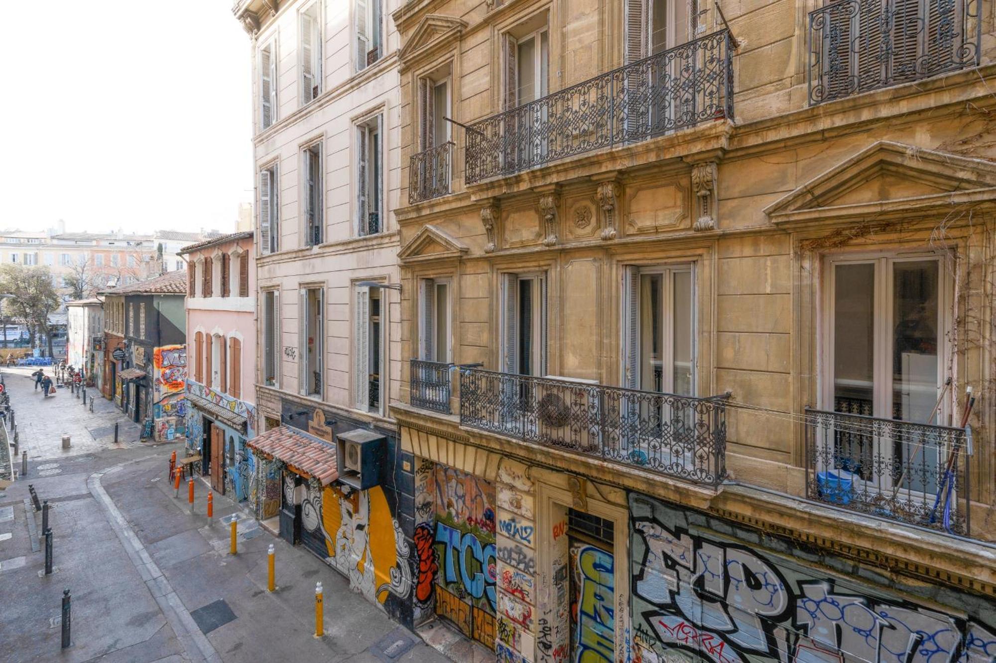 Appart Avec Parking Et Clim Proche Vieux-port Apartment *