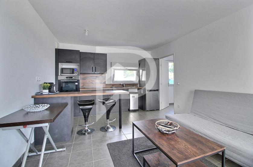 Apparemment T2 En Résidence Calme Fermée Apartamento *