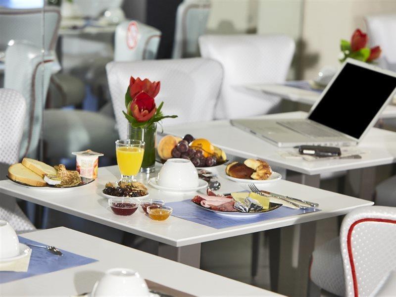 Kyriad Centre Paradis-préfecture Hotel 3*
