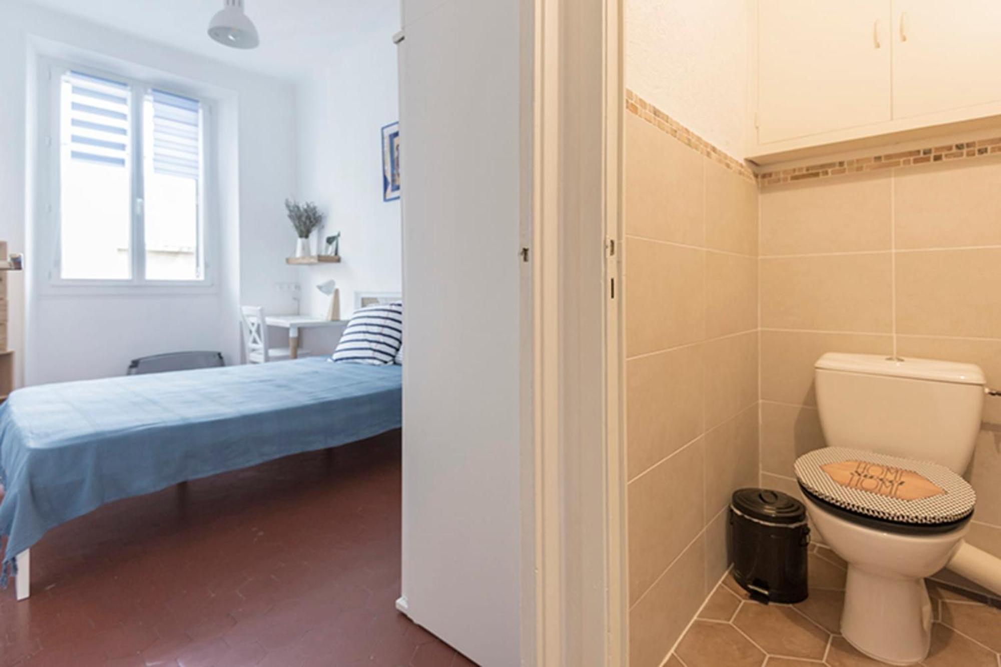 Spacious In The Heart Of Apartment