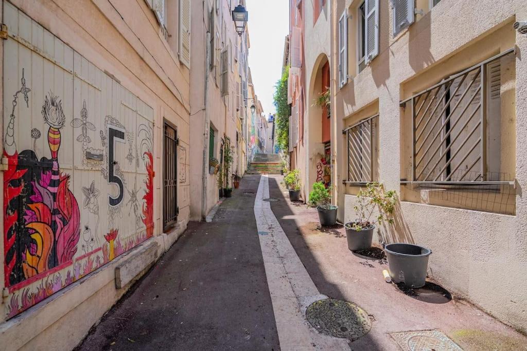 Apartment T2 Au Coeur Du Panier Marseille