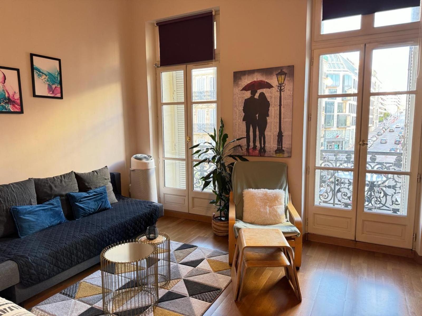 Apartment Appartemment Rue De La Republique, Joli Et Moderne Au Coeur Du Centre Marseille