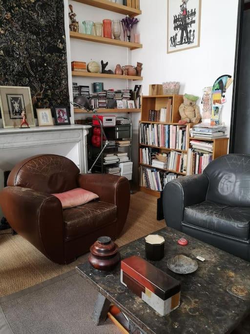 L'insolite Quartier Des Antiquaires Marseille
