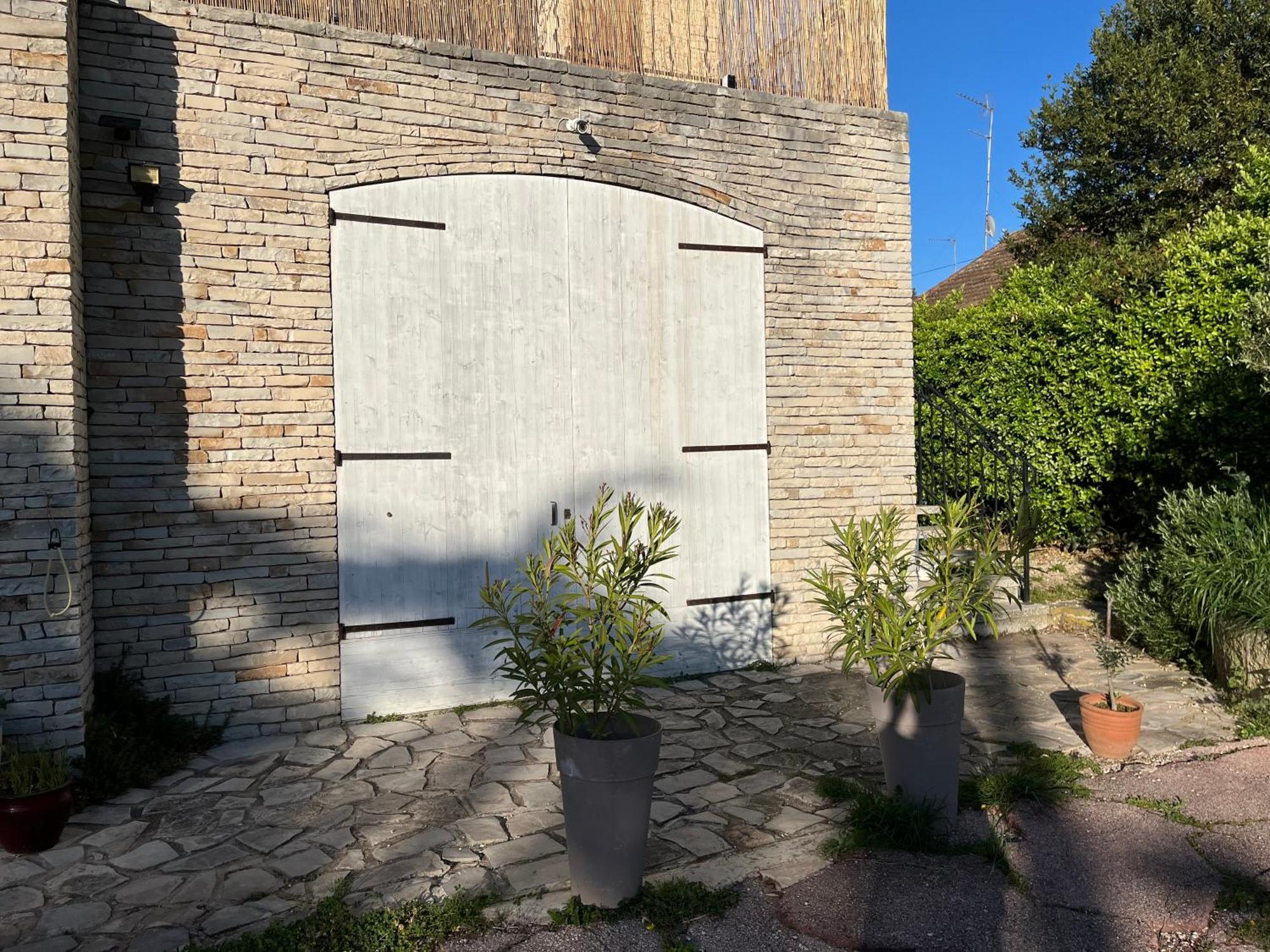 Apartment T2 Calme , Climatise Et Piscine Privee Marseille