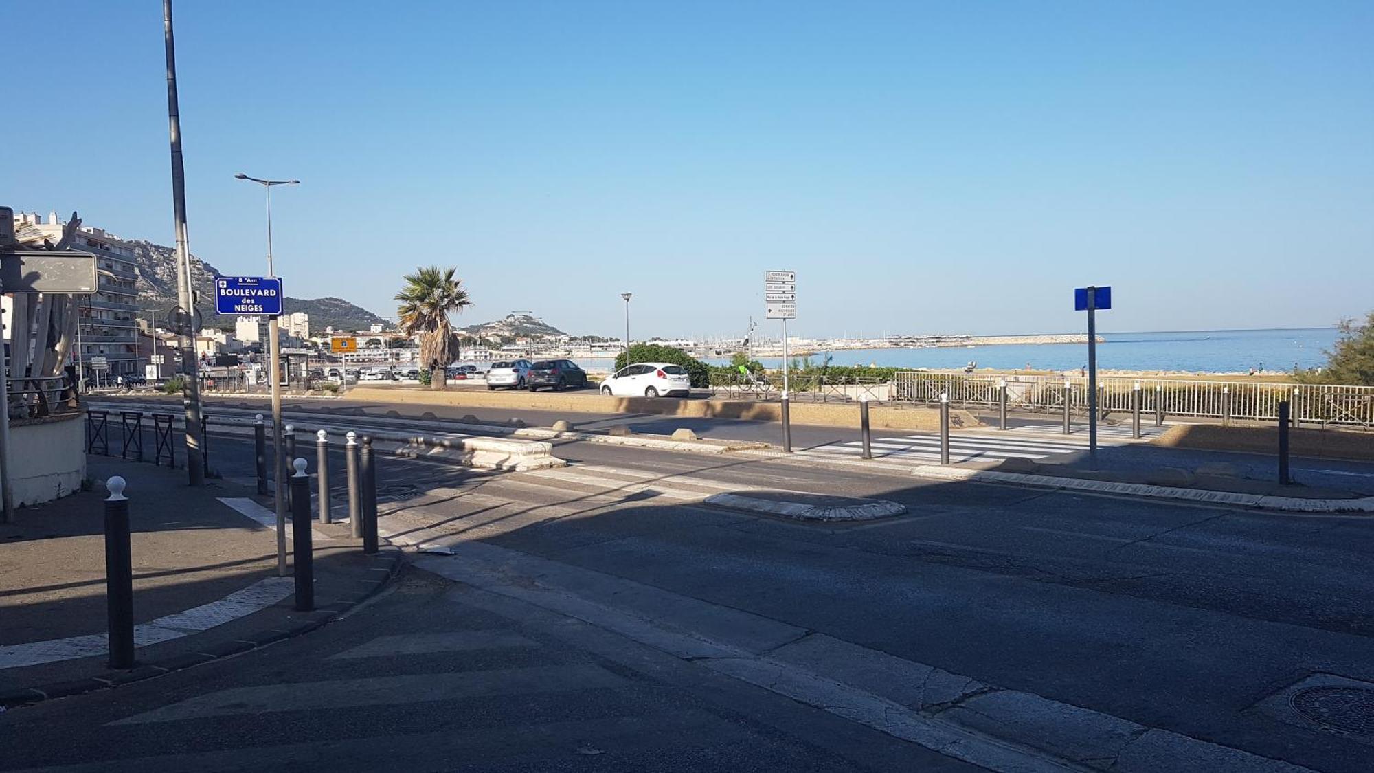 Maison Plages Et Calanques 6 Personnes Сasa de vacaciones *
