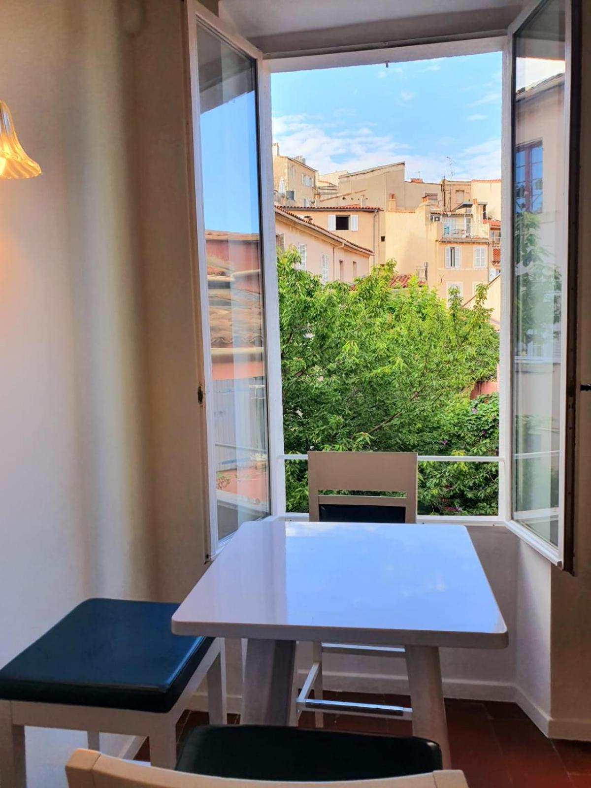 Guest house Vieux Port Panier Jardin