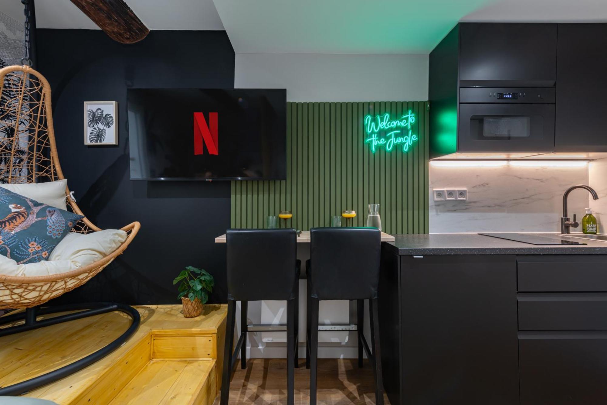 Jungle Republic Apartment *