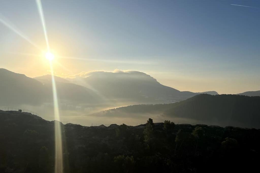 Superbe 2 Avec Vue Sur La Et La Montagne Appartement Marseilles