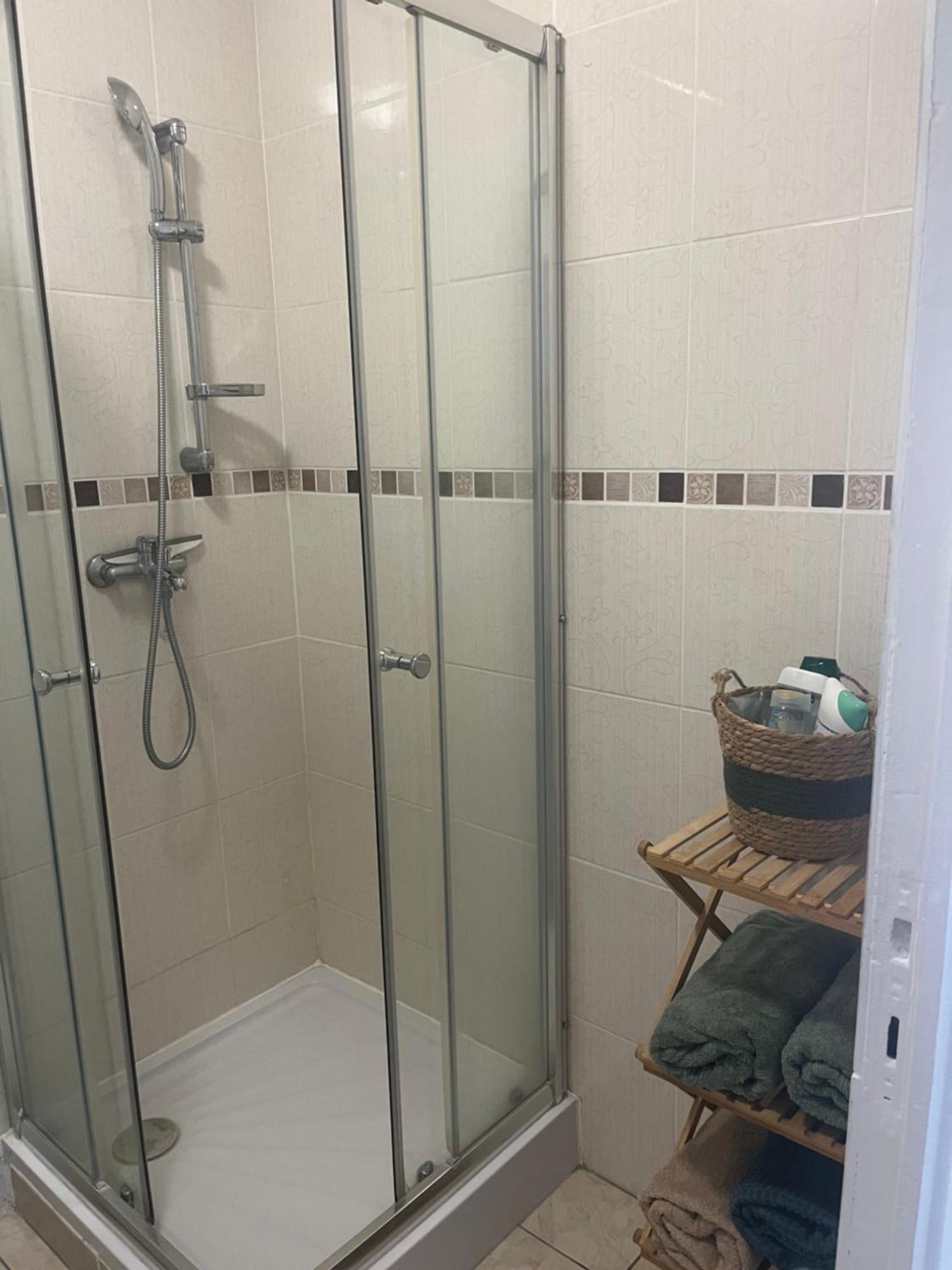 T3 Proche Metro -draps Et Serviettes Inclus Appartement