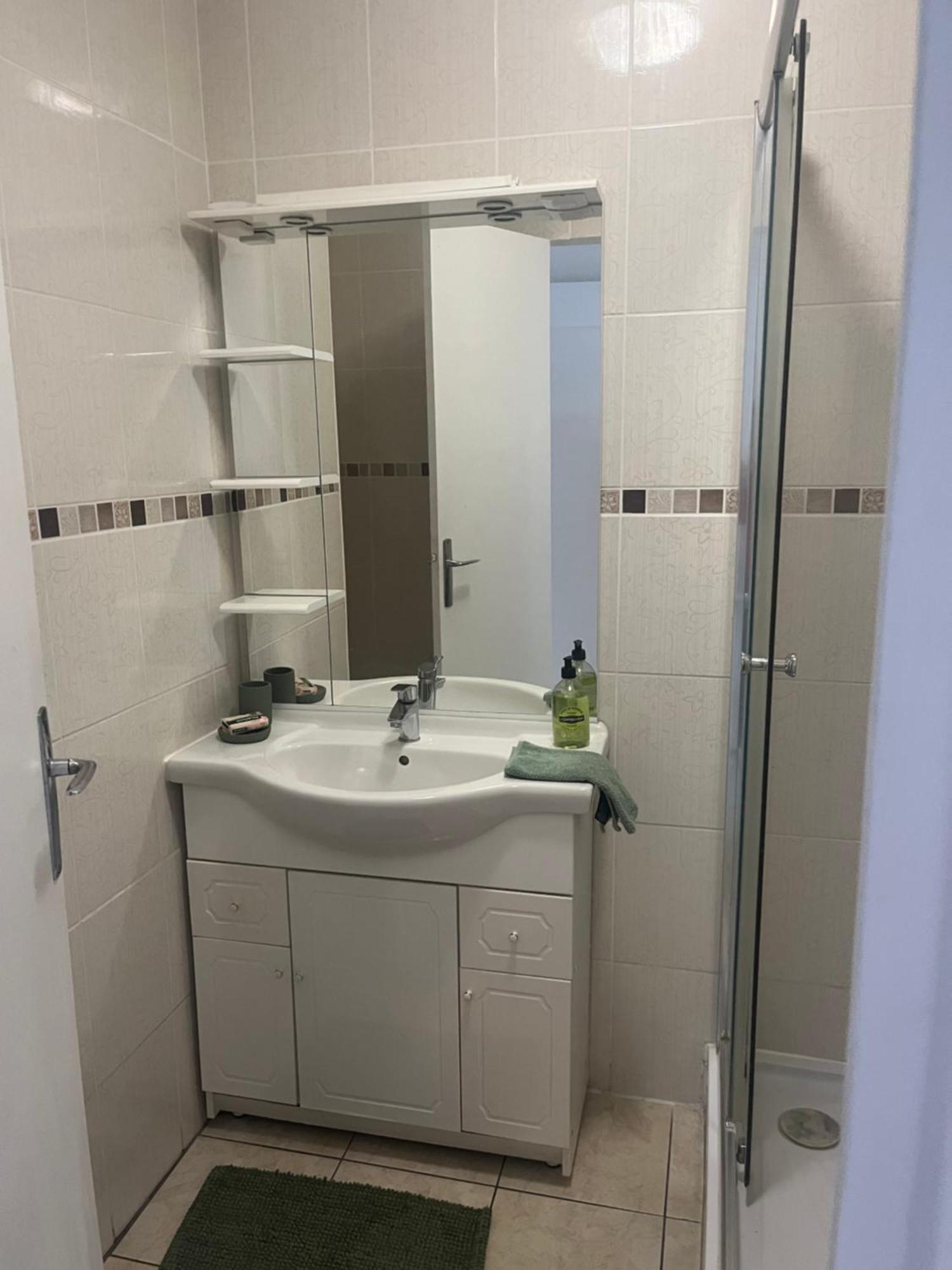 Appartement T3 Proche Metro -draps Et Serviettes Inclus Marseilles