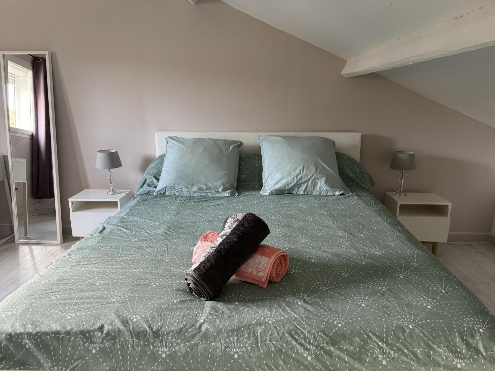 Villa Maison De 40m2,clim, Wifi, Jardin Et Parking