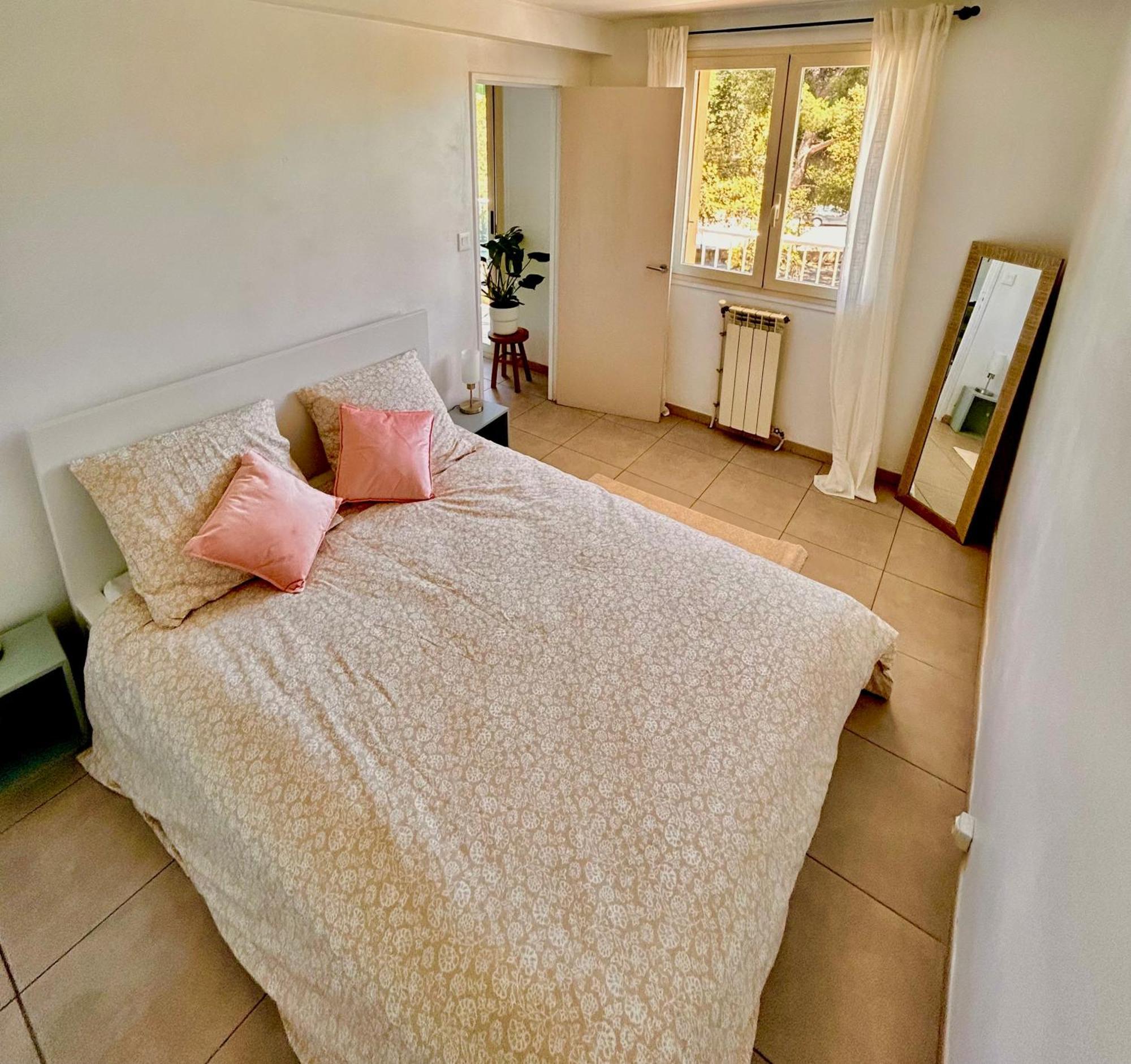 Cosy Pres Du Velodrome Et De La Plage Appartement Marseilles