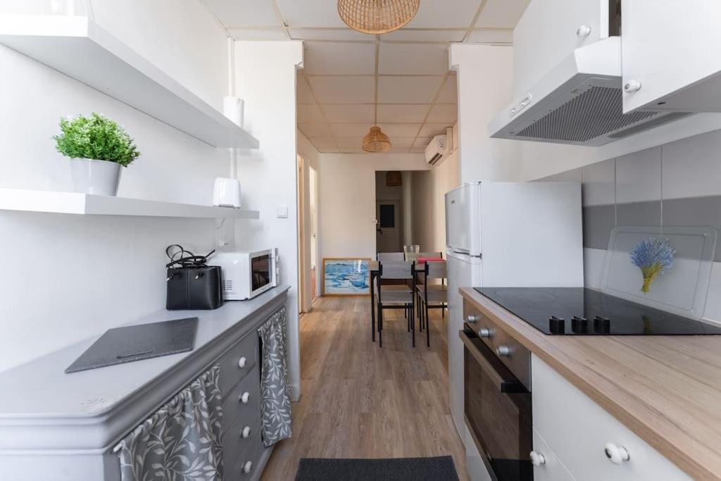Familial A Malmousque Apartment