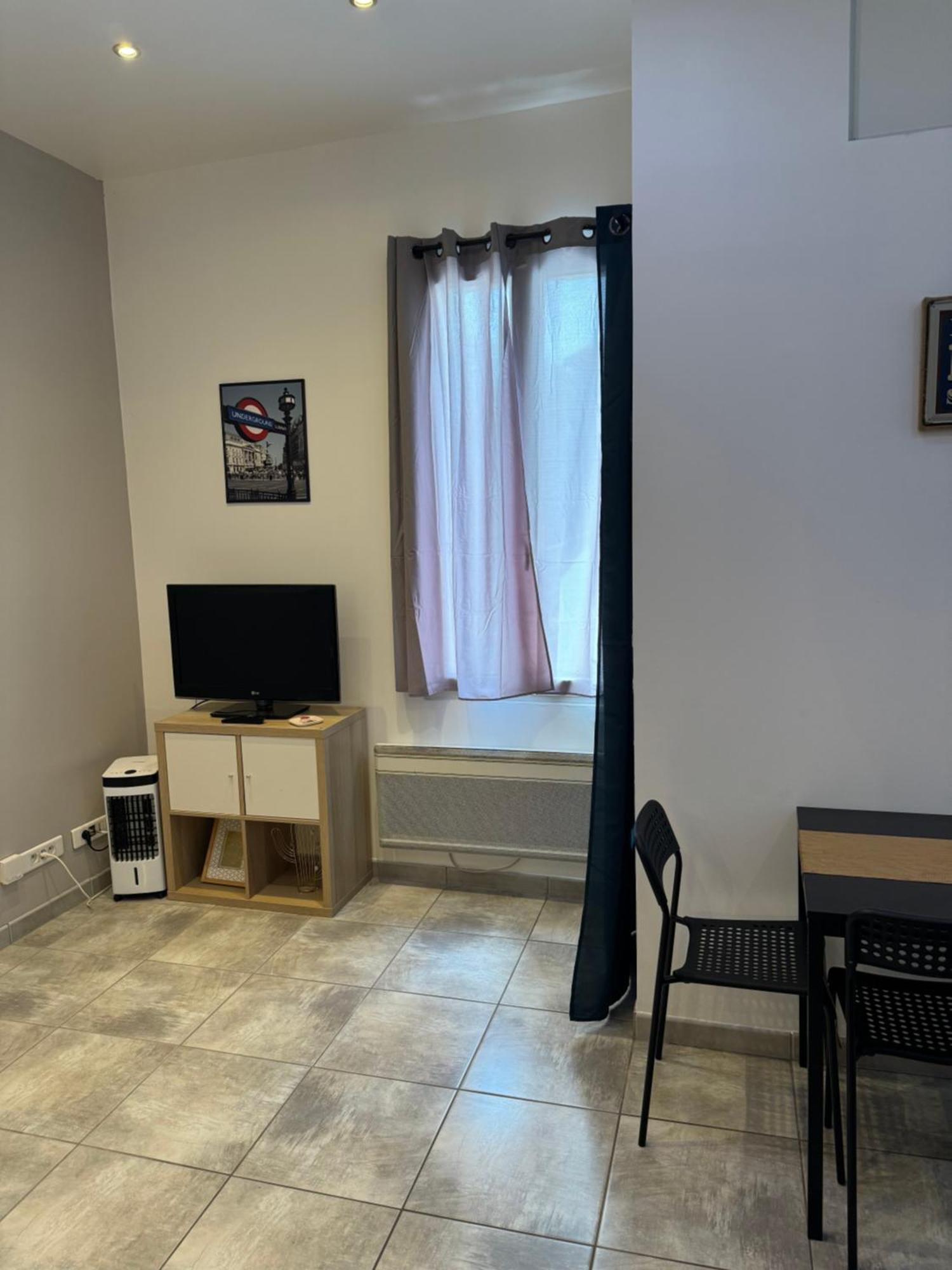 Apartment Studio A Louer Marseille