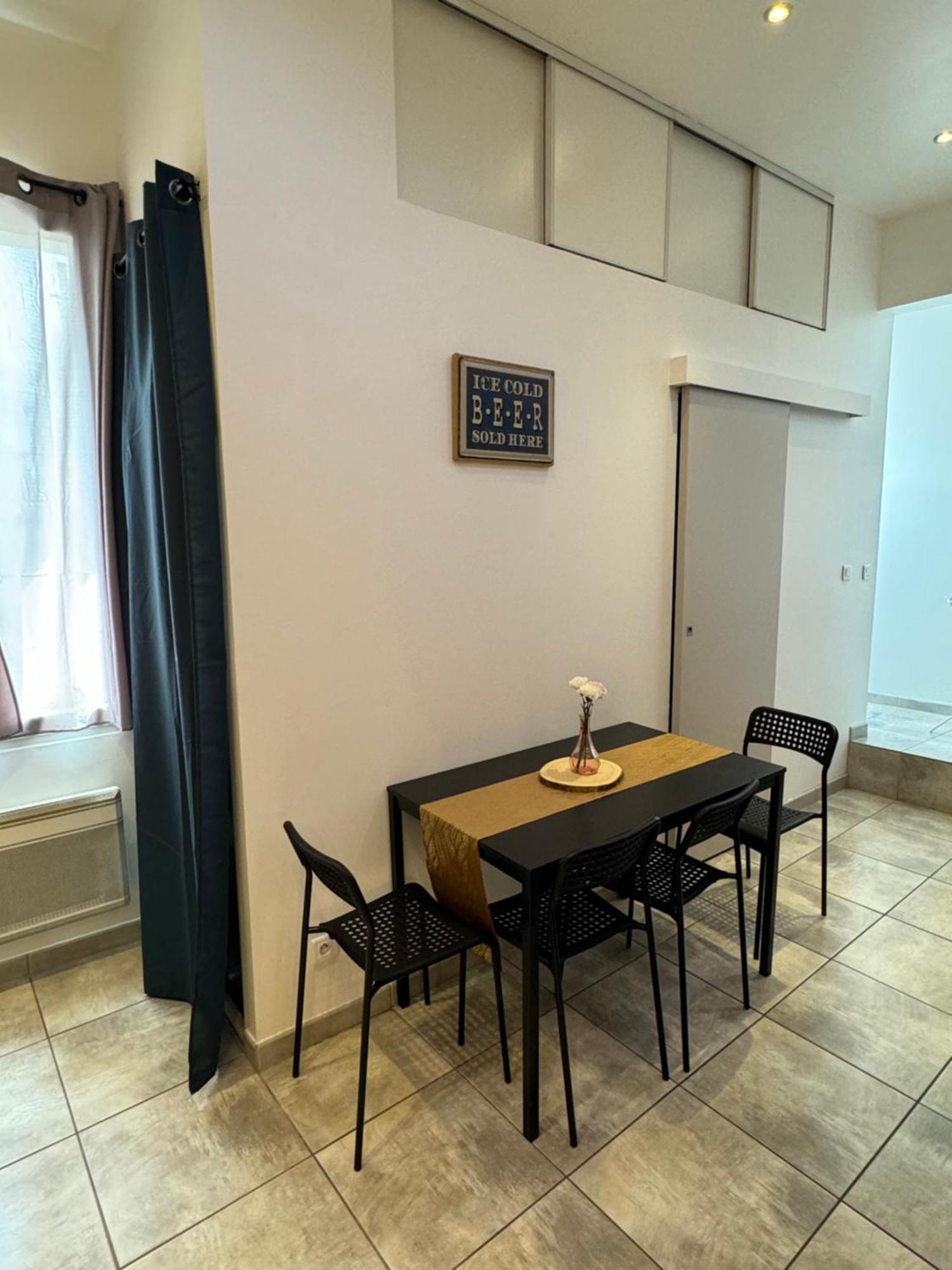 Studio A Louer Apartment *