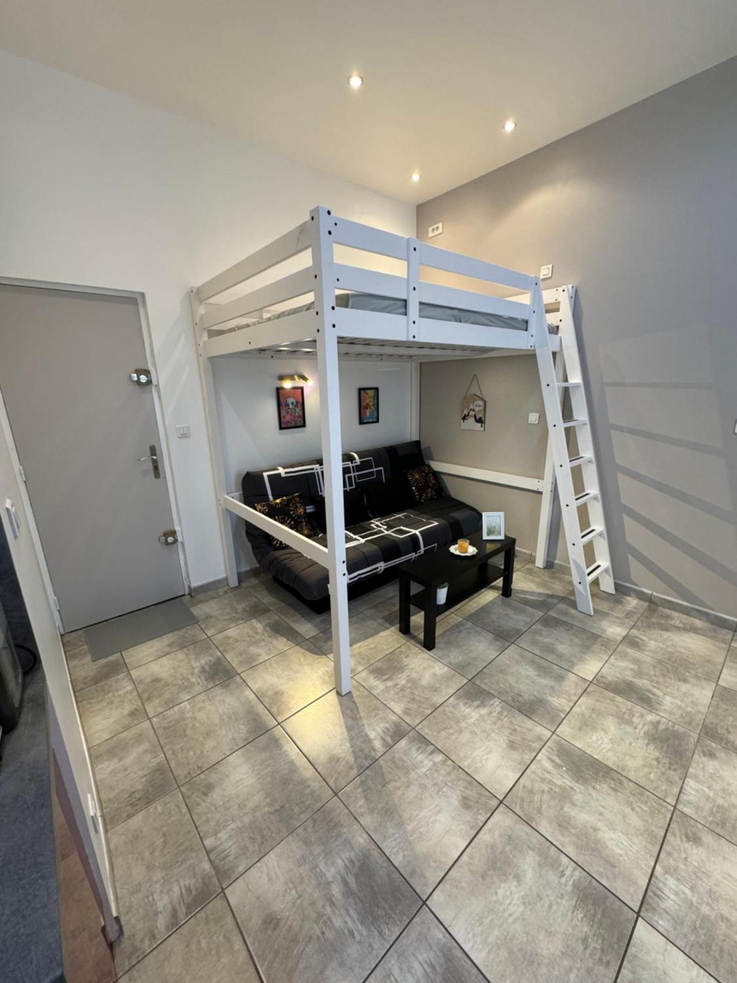 Apartment Studio A Louer *